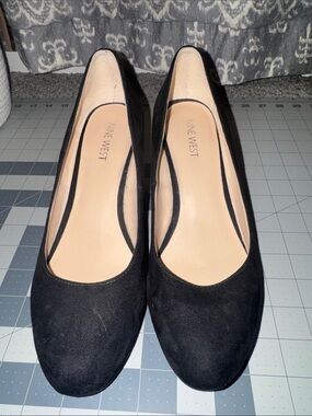 Nine West Black Suede Classic Ballet Flats